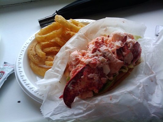 Lobster Roll at Belle Isle